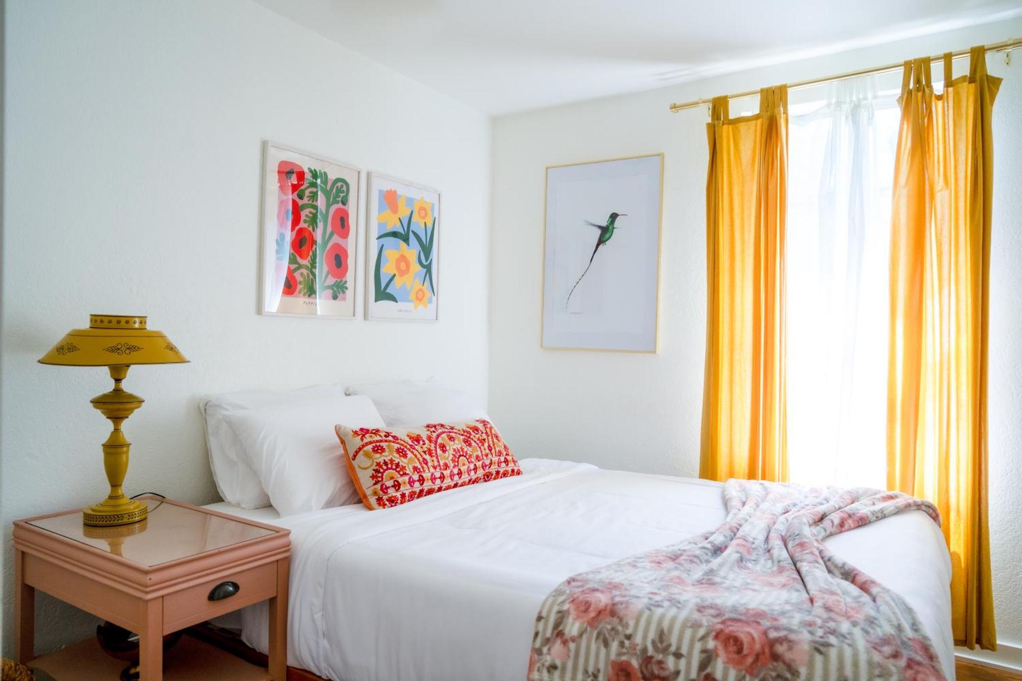 Stylish, Artsy Bungalow Central Eastside Austin Luaran gambar