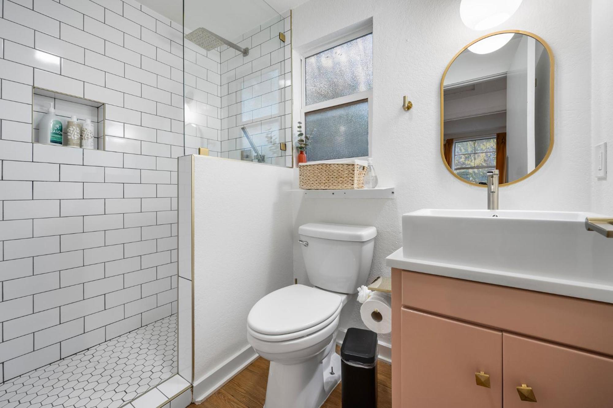 Stylish, Artsy Bungalow Central Eastside Austin Luaran gambar